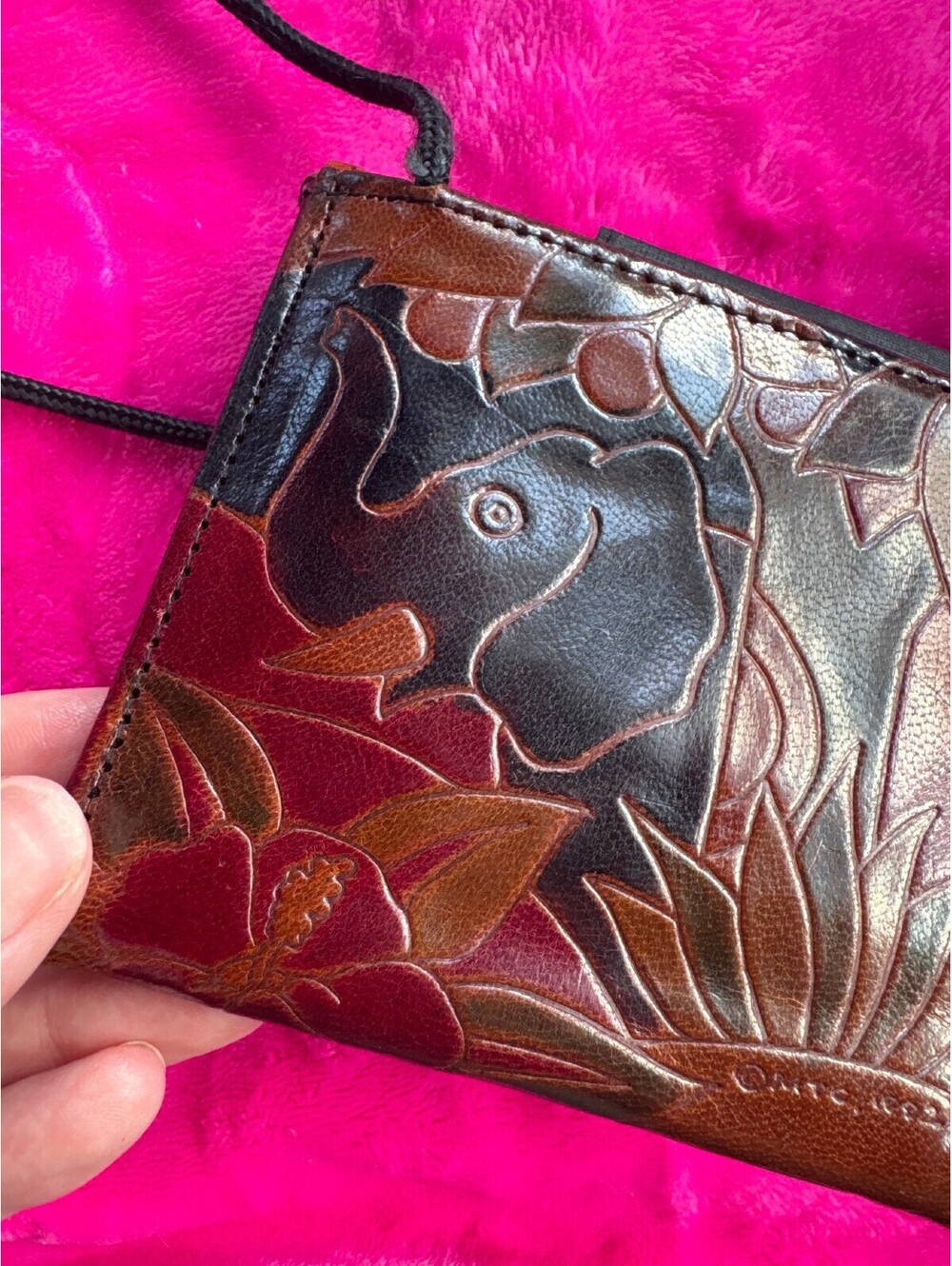 Vintage Tooled Leather Cat Design Mini Crossbody Wallet Neck Pouch Boho Laurel - Picture 7 of 7